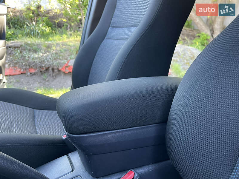 Универсал Toyota Avensis 2008 в Виннице
