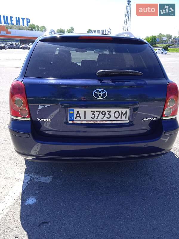 Универсал Toyota Avensis 2006 в Ужгороде