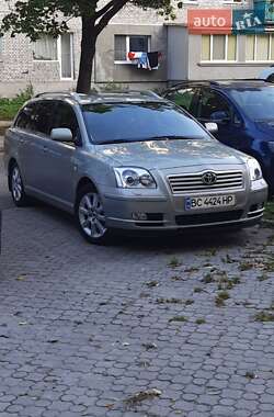 Універсал Toyota Avensis 2005 в 