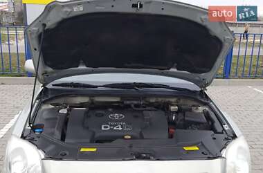 Універсал Toyota Avensis 2005 в 