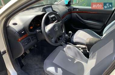 Универсал Toyota Avensis 2003 в 