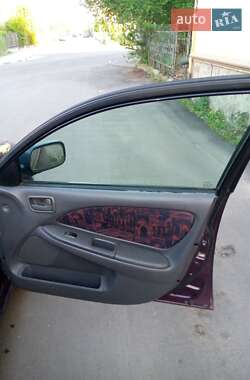 Универсал Toyota Avensis 1999 в 