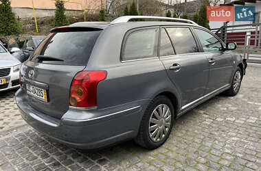 Універсал Toyota Avensis 2004 в 