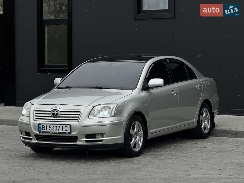 Седан Toyota Avensis 2005 в 