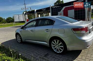 Седан Toyota Avensis 2009 в 