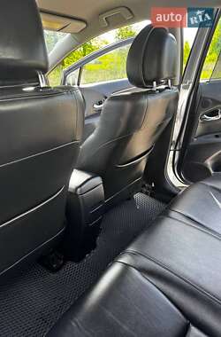 Седан Toyota Avensis 2009 в 