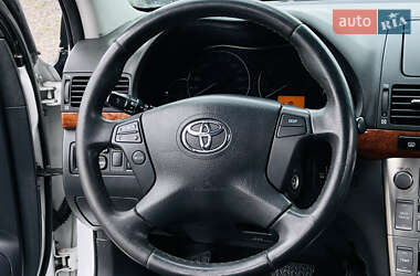 Седан Toyota Avensis 2008 в 