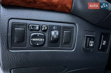 Седан Toyota Avensis 2005 в  фото 20 Седан Toyota Avensis 2005 в