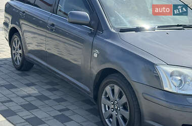 Універсал Toyota Avensis 2005 в 