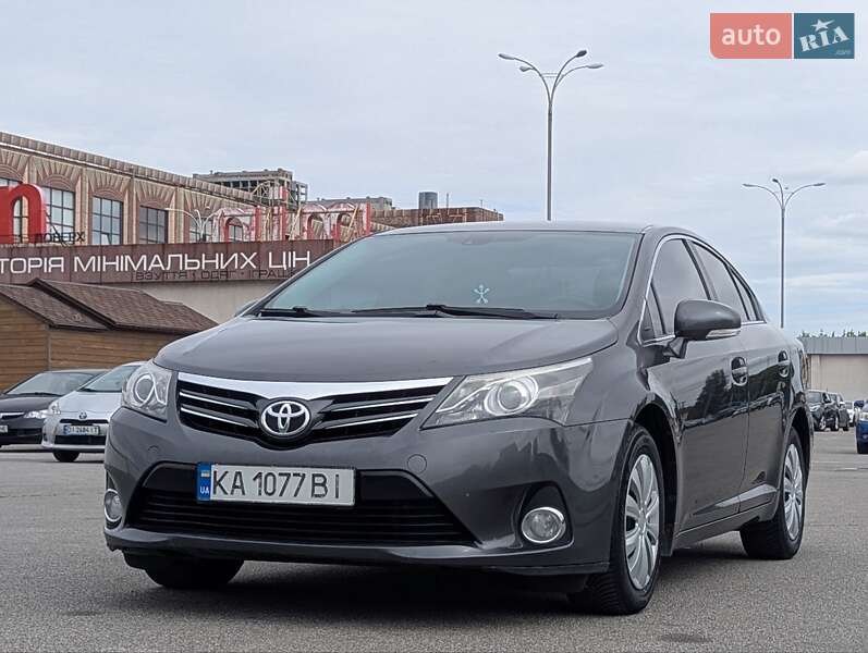 Toyota Avensis 2014