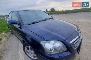 Ліфтбек Toyota Avensis 2006 в 