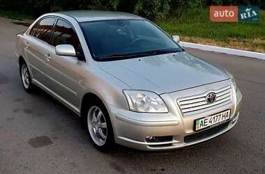Седан Toyota Avensis 2006 в Днепре