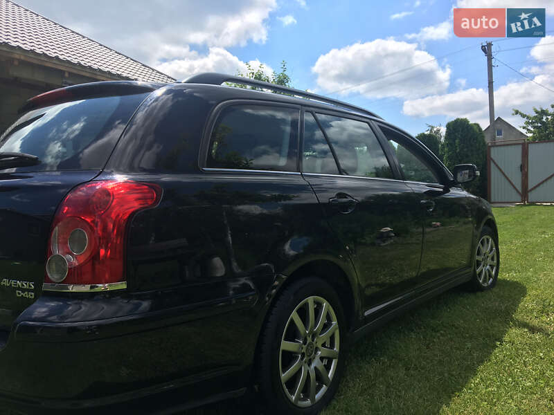 Универсал Toyota Avensis 2008 в Луцке