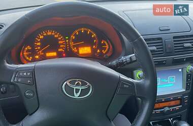 Универсал Toyota Avensis 2007 в 