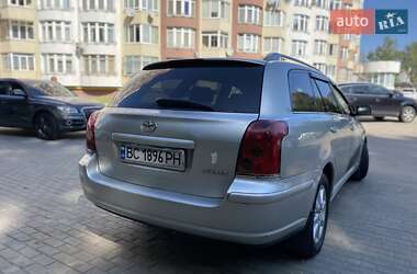 Универсал Toyota Avensis 2006 в 