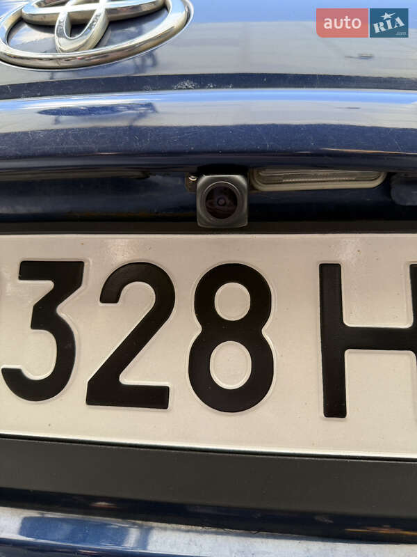 Универсал Toyota Avensis 2004 в Киеве