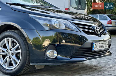 Универсал Toyota Avensis 2015 в 