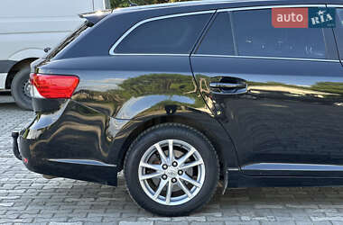 Универсал Toyota Avensis 2015 в 