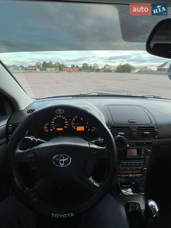 Универсал Toyota Avensis 2006 в Прилуках