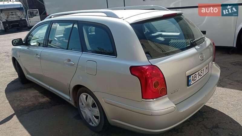 Toyota Avensis 2003
