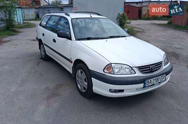 Універсал Toyota Avensis 2002 в Харкові