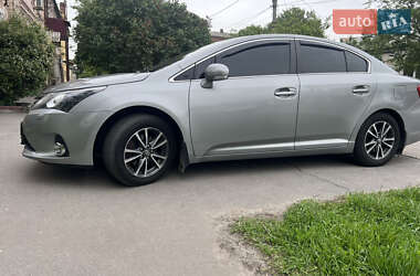 Седан Toyota Avensis 2013 в Харкові