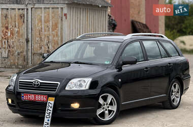 Універсал Toyota Avensis 2006 в Золочеві