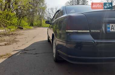 Седан Toyota Avensis 2003 в Запоріжжі