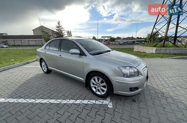 Седан Toyota Avensis 2008 в 