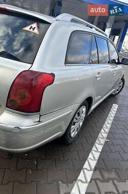 Универсал Toyota Avensis 2003 в 