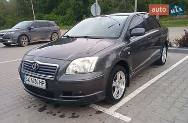 Універсал Toyota Avensis 2005 в Хмельницькому