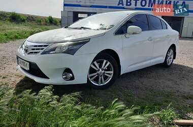 Седан Toyota Avensis 2012 в 