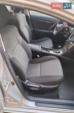 Универсал Toyota Avensis 2010 в 