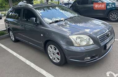 Універсал Toyota Avensis 2006 в Києві