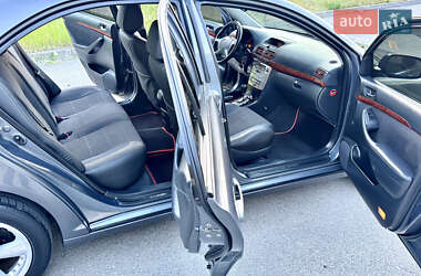Седан Toyota Avensis 2004 в 
