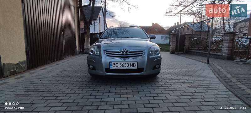 Універсал Toyota Avensis 2007 в Городку