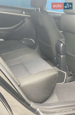 Седан Toyota Avensis 2007 в 