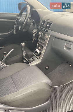 Седан Toyota Avensis 2007 в 