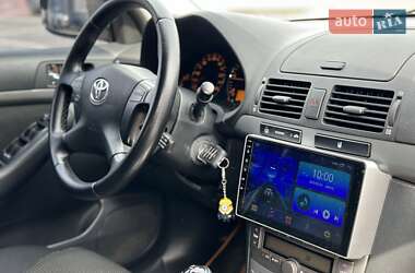 Седан Toyota Avensis 2007 в 