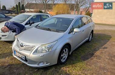 Універсал Toyota Avensis 2009 в Шепетівці