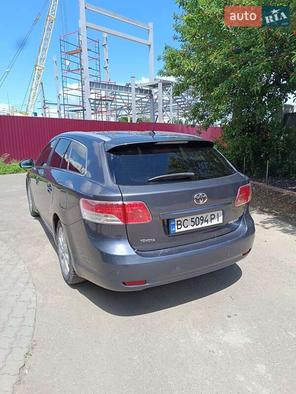 Універсал Toyota Avensis 2008 в Одесі