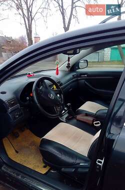 Універсал Toyota Avensis 2007 в Чернігові