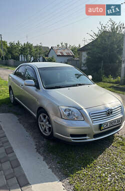 Седан Toyota Avensis 2003 в Жашкове