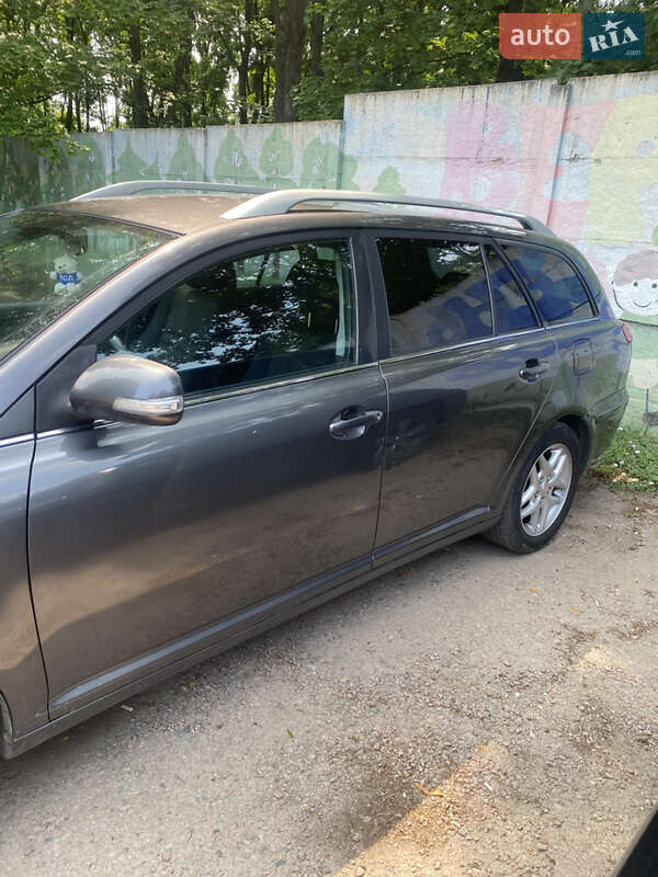 Универсал Toyota Avensis 2006 в Харькове