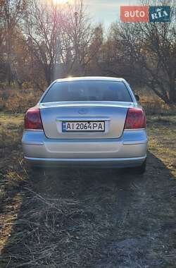 Седан Toyota Avensis 2003 в 
