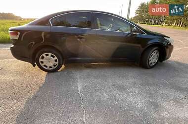Седан Toyota Avensis 2011 в 