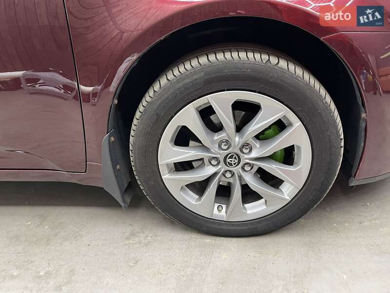 Универсал Toyota Avensis 2012 в Киеве фото 51 Универсал Toyota Avensis 2012 в Киеве