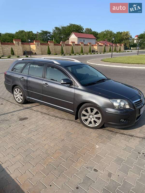 Toyota Avensis 2008