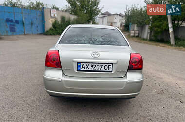 Седан Toyota Avensis 2005 в 