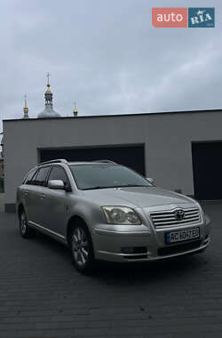 Универсал Toyota Avensis 2004 в 